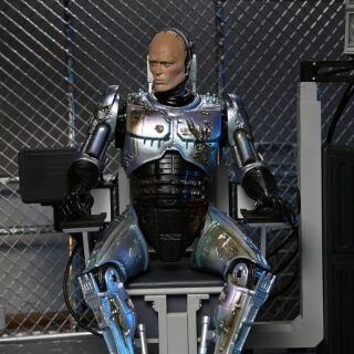 Φιγούρα Action Figure Neca - RoboCop - Battle Damaged Robocop with Chair (18cm)