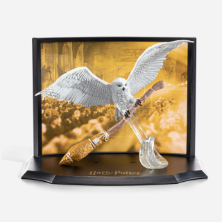 Φιγούρα Statue Noble Collection - Harry Potter - Toyllectible Treasure - Hedwig’s Special Delivery (11cm)